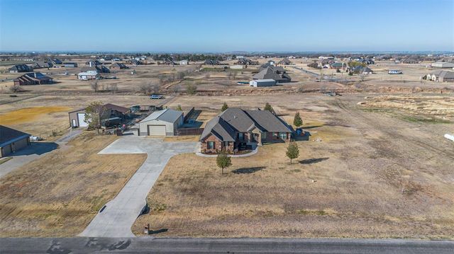 2709 Fields Road, El Reno, OK 73036