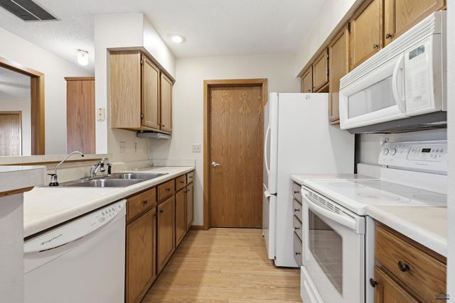 4834 MOUNTAIN SPRINGS CT, Rapid City, SD 57702