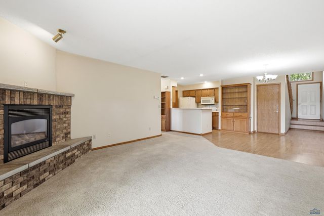 4834 MOUNTAIN SPRINGS CT, Rapid City, SD 57702