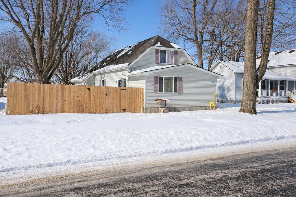 261 N Mary Street, Marine, MI 48039