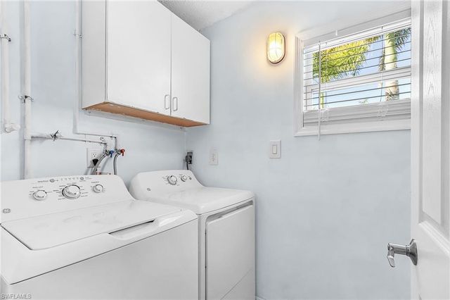 2371 Baybreeze ST, St. James City, FL 33956