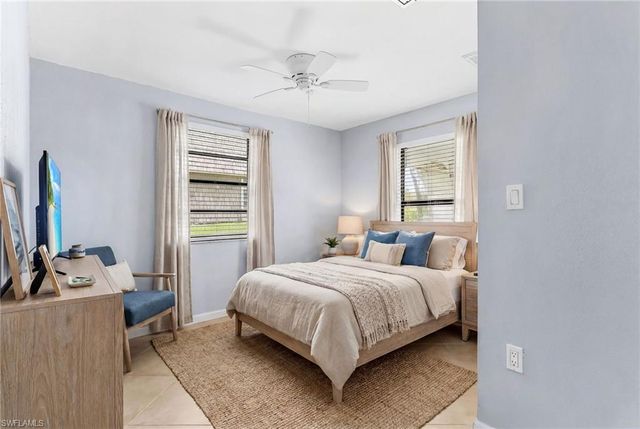 2371 Baybreeze ST, St. James City, FL 33956