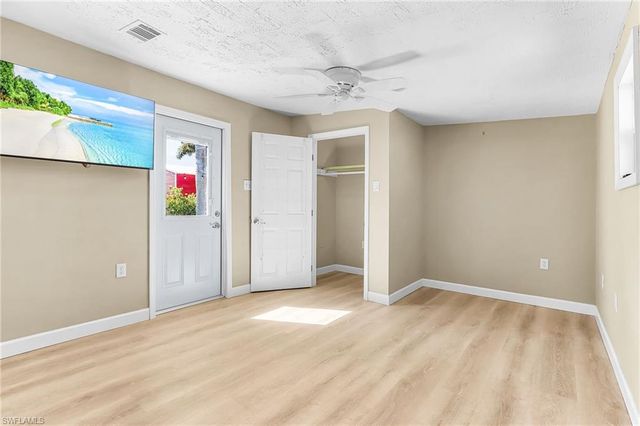 2371 Baybreeze ST, St. James City, FL 33956