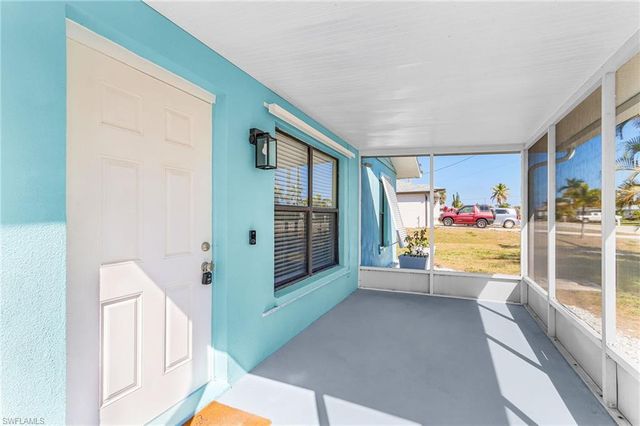 2371 Baybreeze ST, St. James City, FL 33956