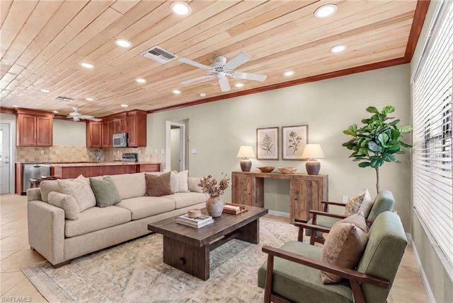 2371 Baybreeze ST, St. James City, FL 33956