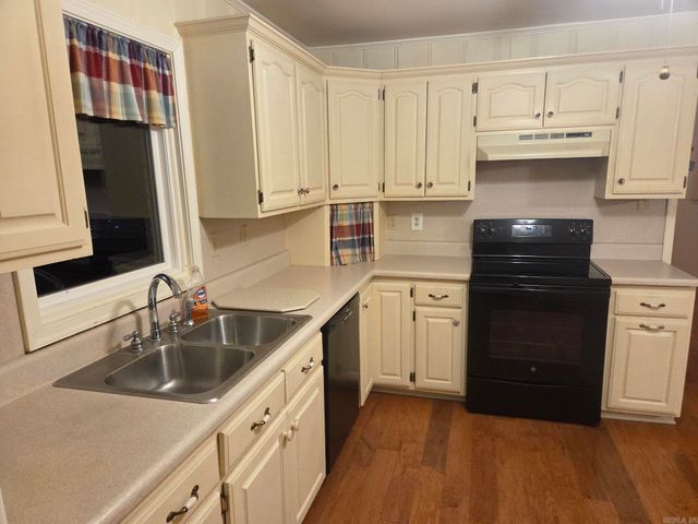 1405 Hillcrest Drive, Searcy, AR 72143