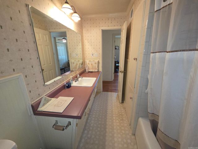 1405 Hillcrest Drive, Searcy, AR 72143