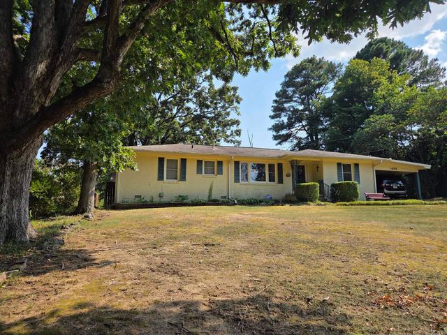 1405 Hillcrest Drive, Searcy, AR 72143