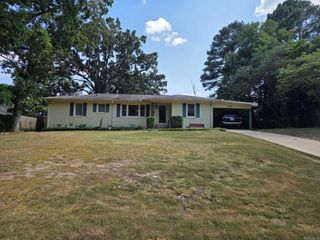 1405 Hillcrest Drive, Searcy, AR 72143