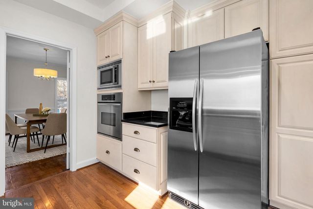 1317 MERRIE RIDGE RD, Mclean, VA 22101