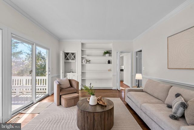 1317 MERRIE RIDGE RD, Mclean, VA 22101