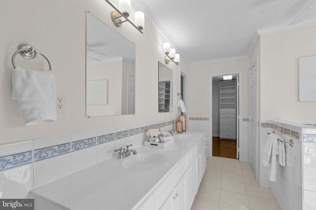 1317 MERRIE RIDGE RD, Mclean, VA 22101