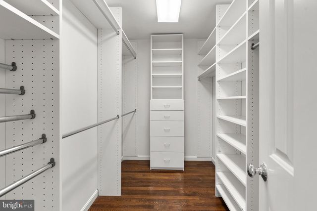 1317 MERRIE RIDGE RD, Mclean, VA 22101