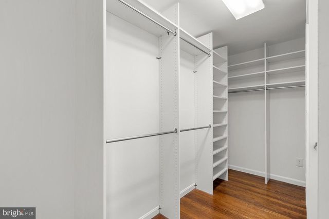 1317 MERRIE RIDGE RD, Mclean, VA 22101