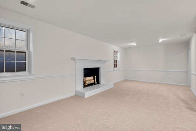 1317 MERRIE RIDGE RD, Mclean, VA 22101