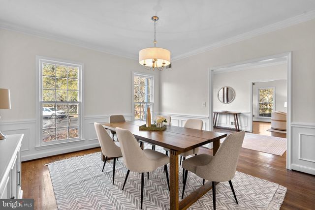 1317 MERRIE RIDGE RD, Mclean, VA 22101