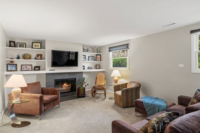 3813 SW 28th Place, Des Moines, IA 50321
