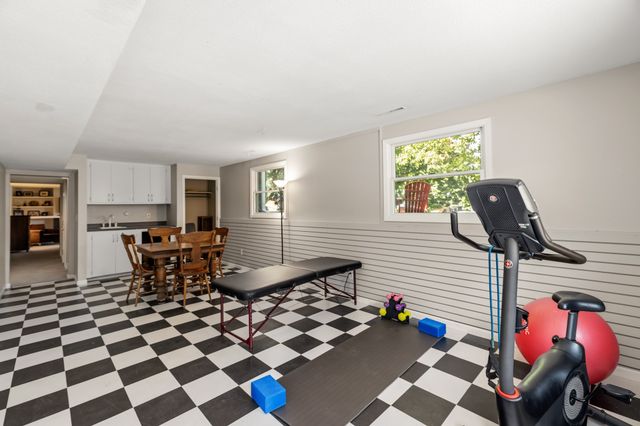 3813 SW 28th Place, Des Moines, IA 50321