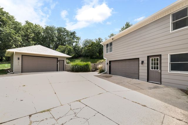 3813 SW 28th Place, Des Moines, IA 50321