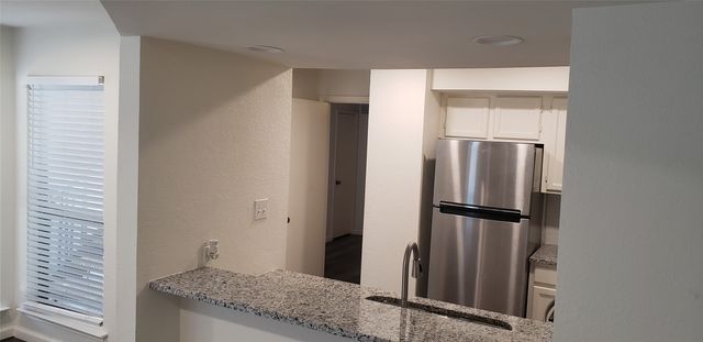 2312 Balsam Drive A213, Arlington, TX 76006