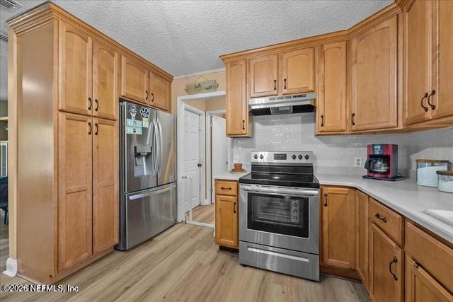 226 E MINNESOTA Avenue, Macclenny, FL 32063