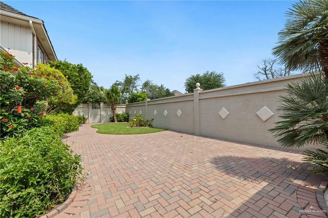 5501 1st Lane, Mcallen, TX 78504