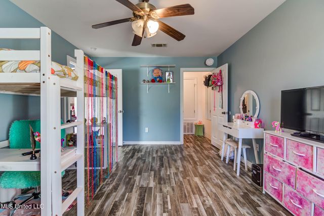 7079 Menge Avenue, Pass Christian, MS 39571