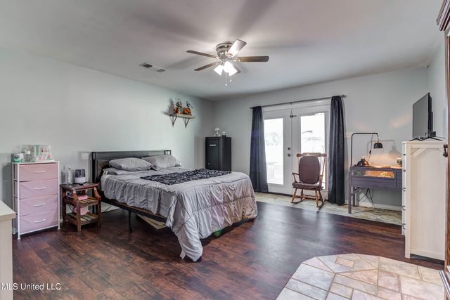 7079 Menge Avenue, Pass Christian, MS 39571