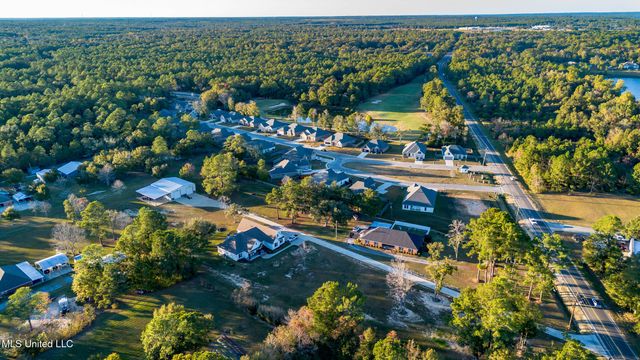 7079 Menge Avenue, Pass Christian, MS 39571