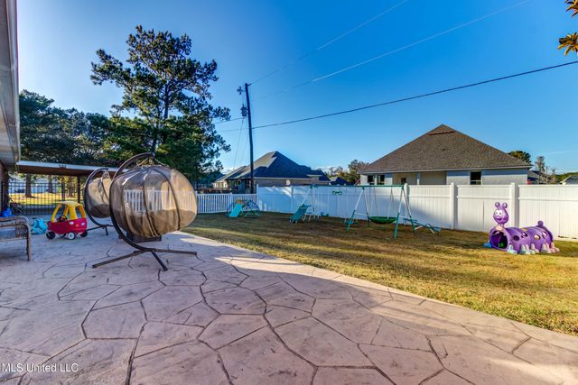 7079 Menge Avenue, Pass Christian, MS 39571