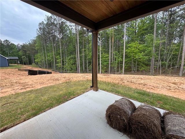 2057 N. Hicks Rd., Toccoa, GA 30577