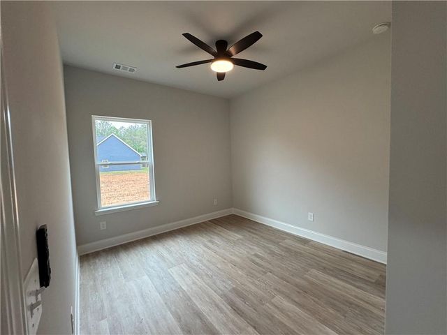 2057 N. Hicks Rd., Toccoa, GA 30577