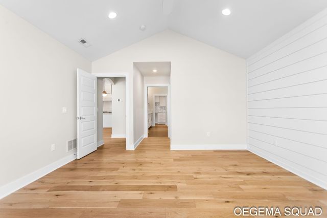 246 Janes View Drive 14, Park Twp, MI 49424