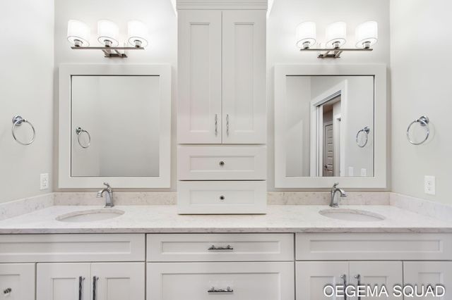 246 Janes View Drive 14, Park Twp, MI 49424