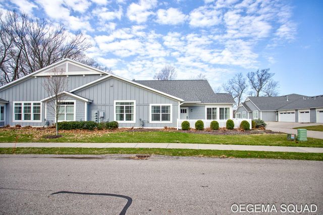 246 Janes View Drive 14, Park Twp, MI 49424