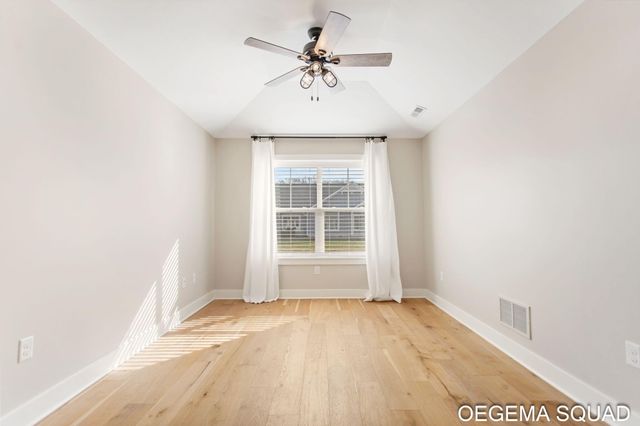 246 Janes View Drive 14, Park Twp, MI 49424