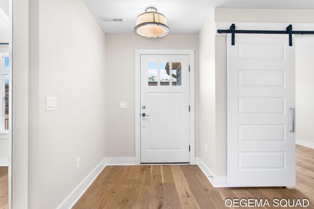 246 Janes View Drive 14, Park Twp, MI 49424