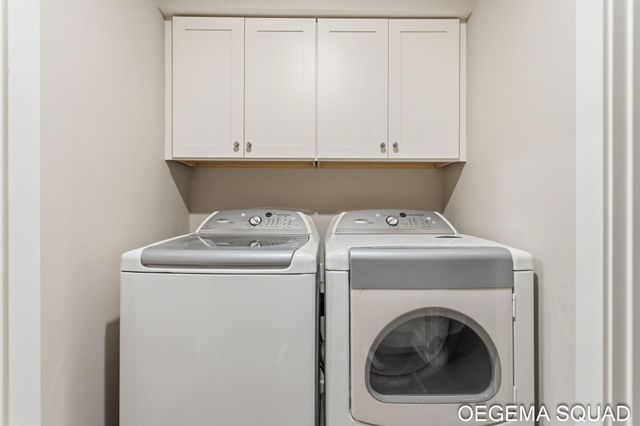 246 Janes View Drive 14, Park Twp, MI 49424