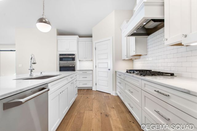 246 Janes View Drive 14, Park Twp, MI 49424