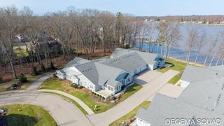 246 Janes View Drive 14, Park Twp, MI 49424