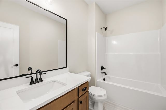 1435 NW Steven Street, Waukee, IA 50263