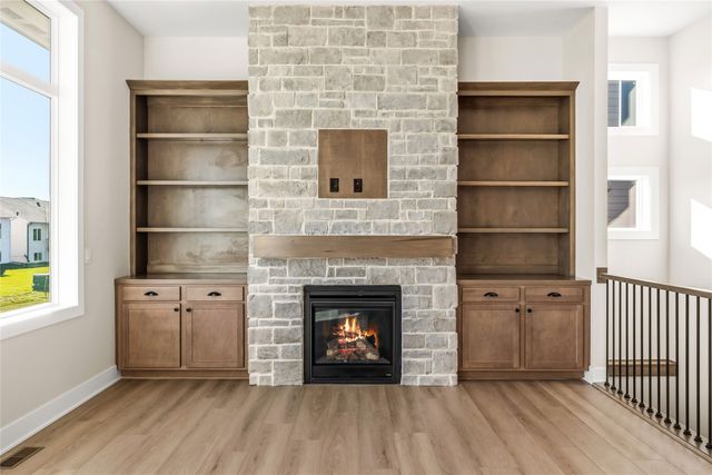 1435 NW Steven Street, Waukee, IA 50263