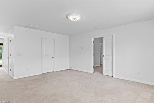 813 Leach Avenue, Thomasville, NC 27360