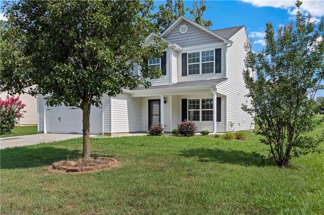 813 Leach Avenue, Thomasville, NC 27360