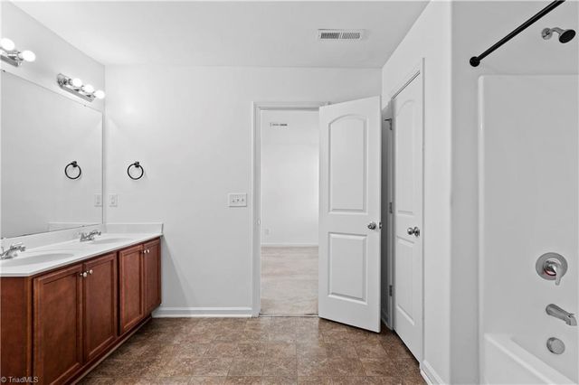 813 Leach Avenue, Thomasville, NC 27360