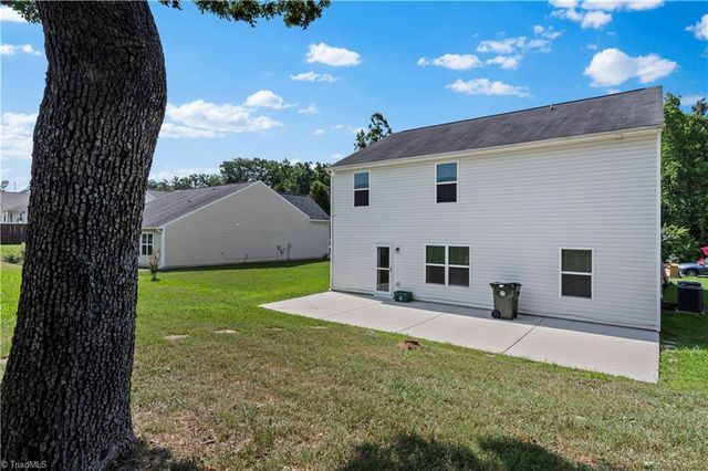 813 Leach Avenue, Thomasville, NC 27360