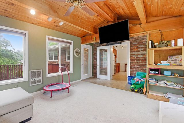 404 Chippewa Trail, Frankfort, KY 40601