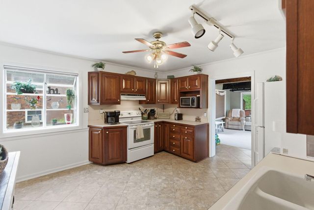 404 Chippewa Trail, Frankfort, KY 40601