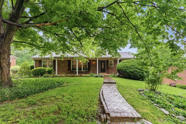 404 Chippewa Trail, Frankfort, KY 40601