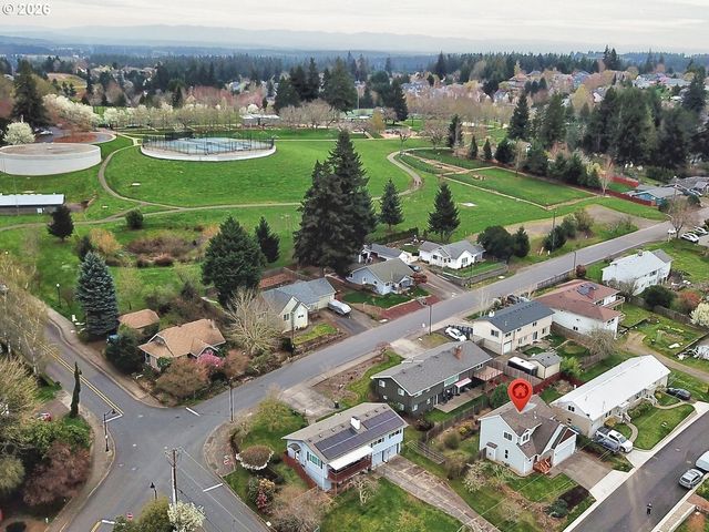 23041 Sw SCHAMBURG Dr, Sherwood, OR 97140